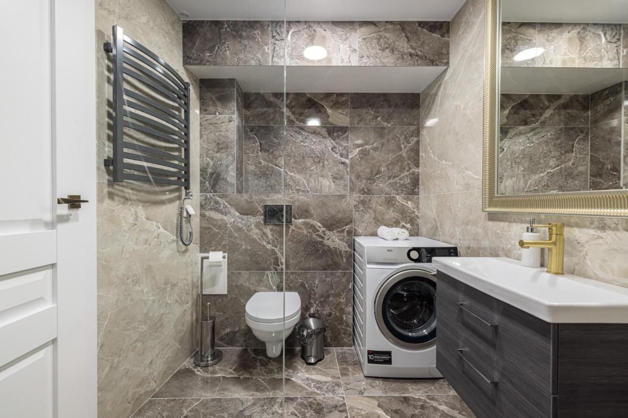 Dharma Stay Apartamentai Su Terasa Ir Vaizdu I Miesta Telšiai Exterior foto